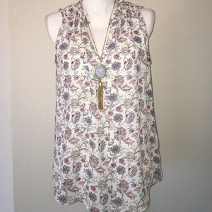 Ladies Sleeveless Blouse